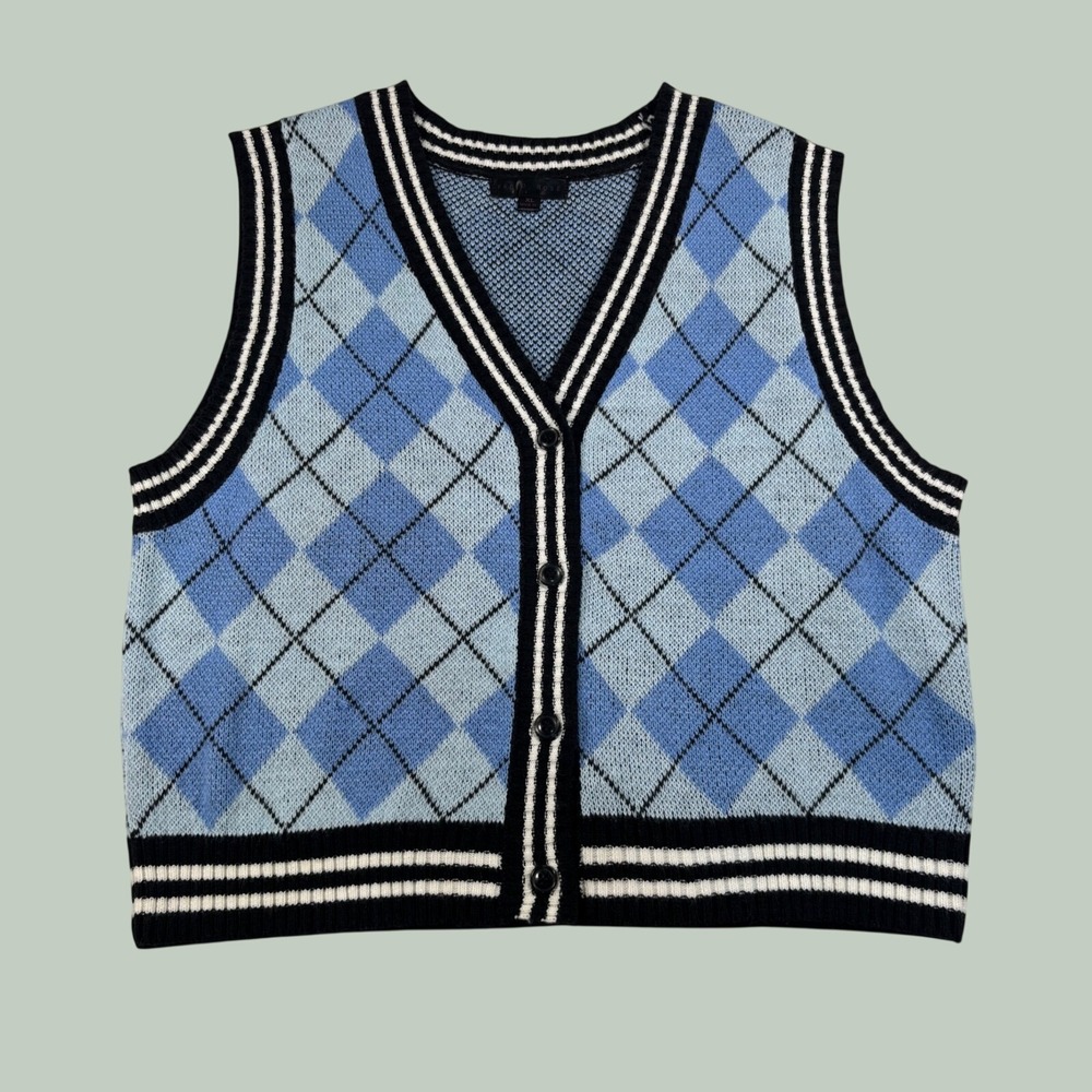 knit plaid blue sweater vest button grandpacore ivy league academia Y2K preppy